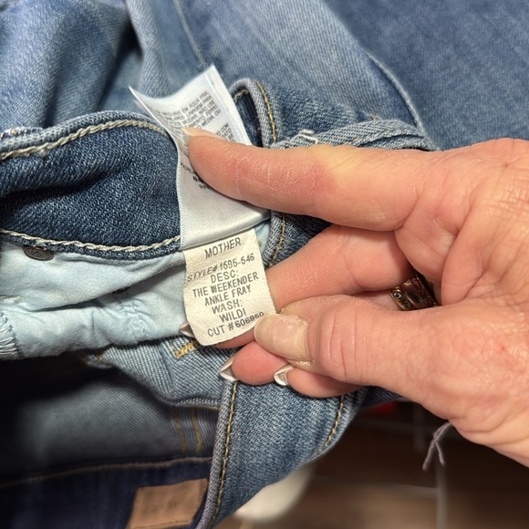 MOTHER Weekender Ankle Fray Size 25 in Wild! - Picture 16 of 16